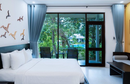 Ong Lang Hotel | Kingo Retreat Resort