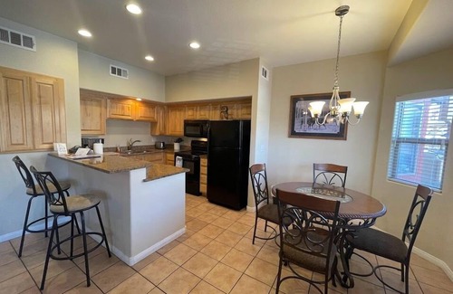 Mesquite Condo | Kings Court by Mesquite Vacation Rentals with Community Pool and $510 in free daily activities