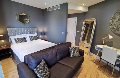 Gibraltar Apartment | Kings Wharf Quay29 - Large Studio Apartment with 3 Pools - Gym - Rock Views - Holiday and Short Let Apartments in Gibraltar