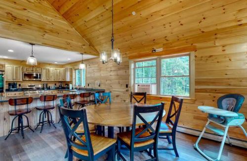 Carrabassett Valley House | Kingslanding Cabin