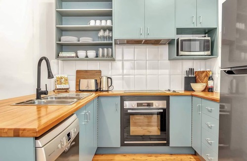 North Adelaide Apartment | Kingston Mews A Perfect Parkside Family Sanctuary