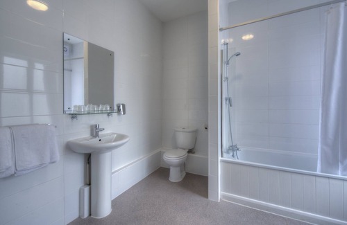 Hull Hotel | Kingstown Hotel by Greene King Inns
