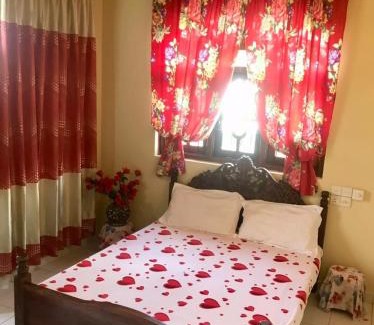 Negombo House | Kingz and Queenz - Negombo
