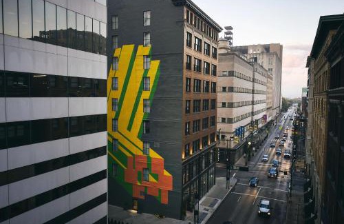 Downtown Cincinnati Hotel | Kinley Cincinnati Downtown, a Tribute Portfolio Hotel