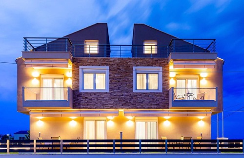 Flogita Apartment | Kiosse Maison 2 by Travelpro Services