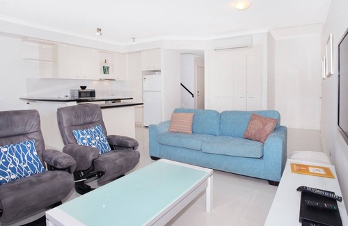 Mooloolaba Apartment | Kirribilli 13 - Two Bedroom Apartment with River View!