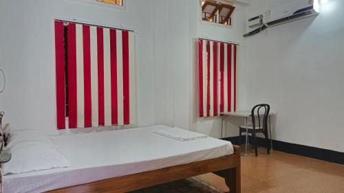 Sualkuchi House | kirtti inn AC double