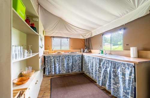 Exton Cabin | Kite at Exton Park, Rutland, Dog Friendly