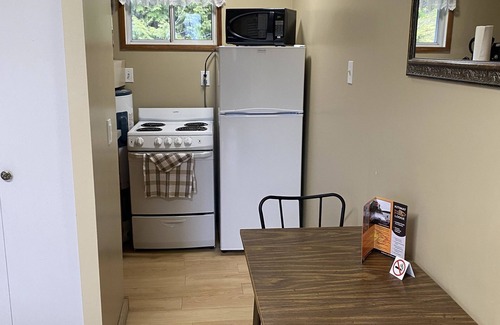 Kitimat Cabin | Kitimat Lodge