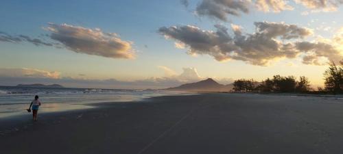 Ilha Comprida House | Kitnet à 200m da praia Ilha Comprida Boqueirão Sul