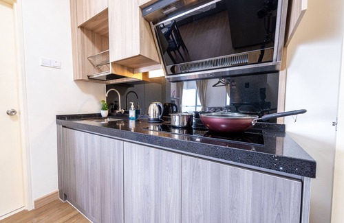 Batu 9 Cheras Condo | KL Saville Cheras Whole Unit#1 Direct Link MRT Sri Raya Infinity pool 6+8Pax