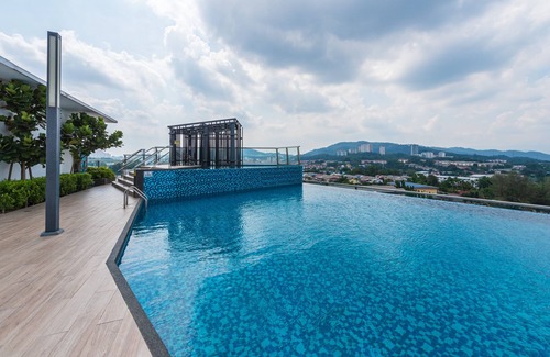 Batu 9 Cheras Condo | KL Saville Cheras Whole Unit#1 Direct Link MRT Sri Raya Infinity pool 6+8Pax