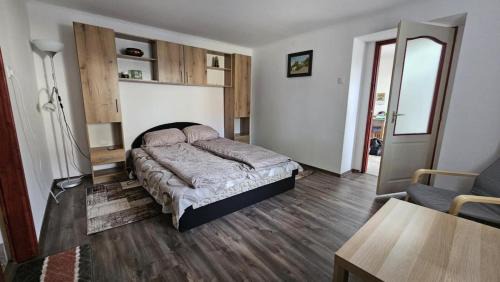 Deg Apartment | Klasszikus Dégi Pihenő
