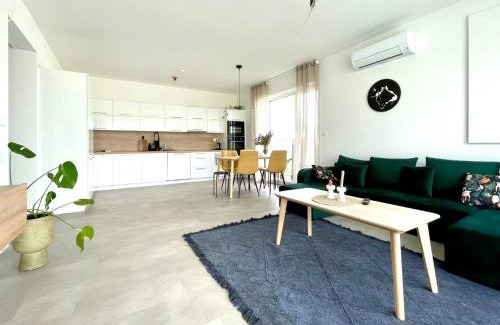 Dunajska Luzna House | Klimatizovaný Apartmánový dom s vírivkou, 10A