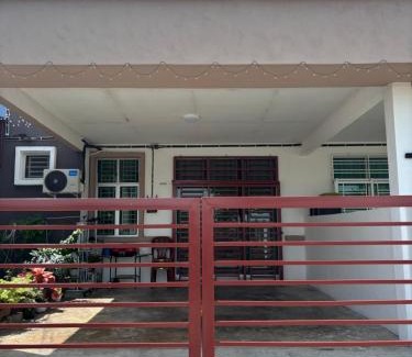 Merlimau House | KM Homestay JC 6704