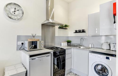 Bognor Regis Apartment | Knighton Chambers, Bognor Regis - Brand new studio