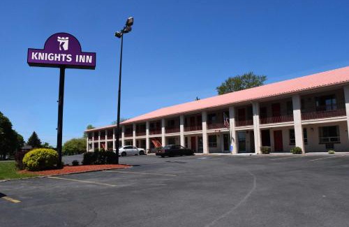 Oswego Hotel | Knights Inn Oswego East