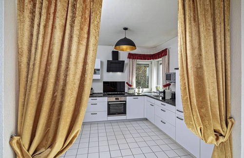 Vallendar Apartment | Koblenz Rhine View Penthouse