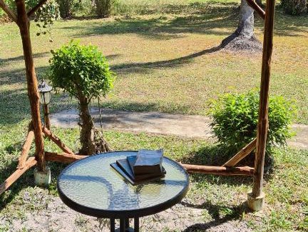 Ko Mook House | koh mook oyoy reggaebar bungalow