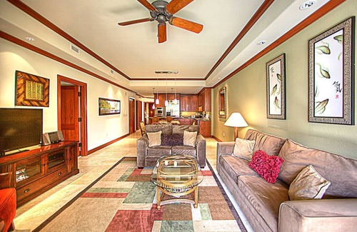Waikoloa House | Kolea 11D Walk to the Beach