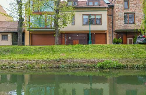 Gyula Apartment | Komló Apartman - Gyula