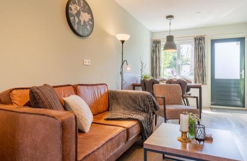 Hulshorst House | Koolmees