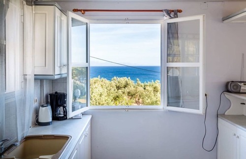 Koroni Apartment | Koroni Seaview Retreat - Summer Romantic Escape