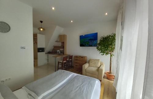 Papa Apartment | Korvin Plus Apartman