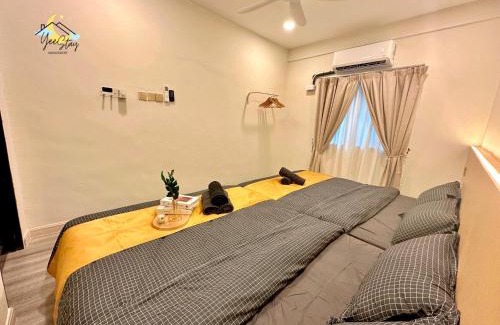Taman Kota Laksamana House | Kota Homestay-22pax with Karaoke,Arcade Game,Table Pool Walking 5min To Jonker