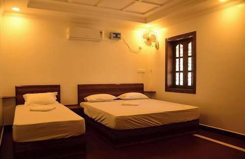 Thiruvidaimarudur Hotel | KPS Resort
