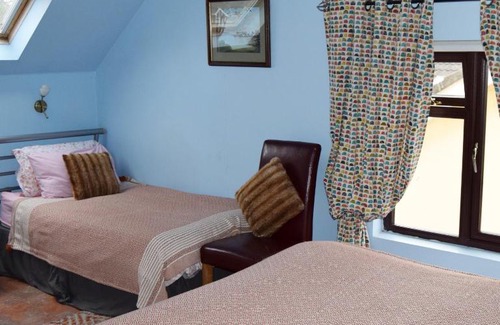 Dundalk Bed & Breakfast | Krakow B&B
