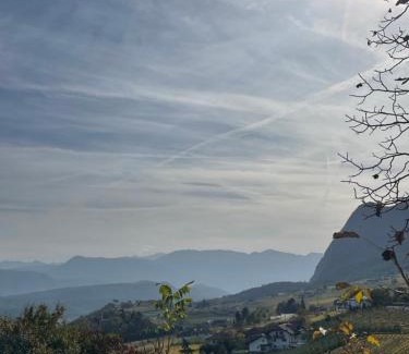 Berg/Monte Bed & Breakfast | Kreuzstein Bed&Breakfast