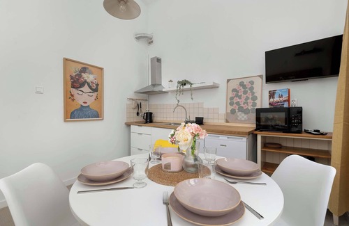 Kleparz Apartment | Krowoderska 5 | Krakow | Charming Apartment with Mezzanine | SmartTV | Old Town