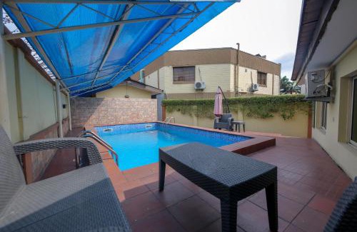 Surulere Hotel | KSF Place Alaka