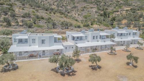 Platis Gialos Apartment | Ktima Vrisiana