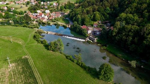 Karlovac House | Kuća za odmor Foresta