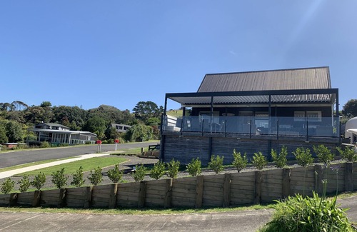 Rings Beach House | Kuaotunu Beach House