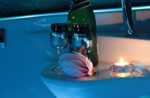 Elk House | Kuredu/Uroa w Krainie Alicji