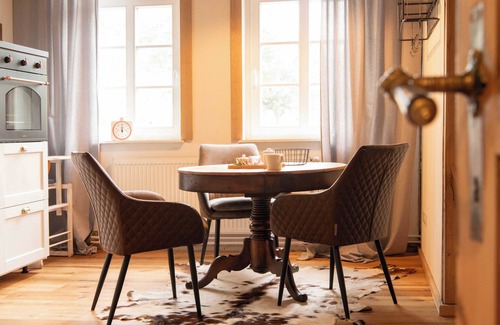 Furstenberg Apartment | Kutscherstube Gutshof Fürstenberg - Weser, forest and porcelain culture