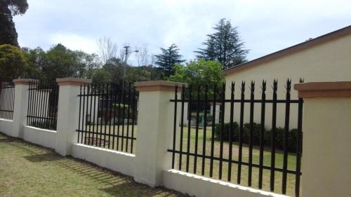 Volksrust Hotel | Kwa-Dlamathe Guesthouse