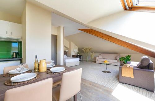 Chambery Apartment | Kyriad Chambéry Centre - Hôtel et Résidence
