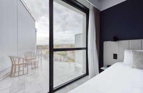 Limonest Hotel | Kyriad Lyon Ouest - Limonest
