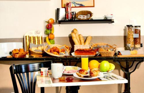 Faubourg Hotel | Kyriad Nimes Centre
