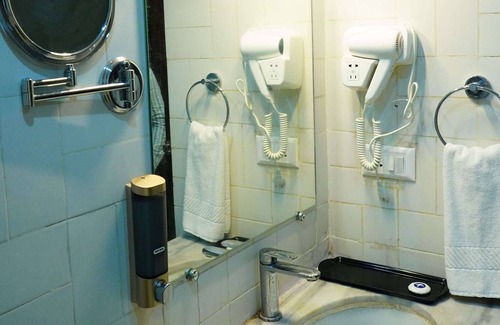 Gangavathi Hotel | Kyriad Sarvesh Gangavathi Hampi