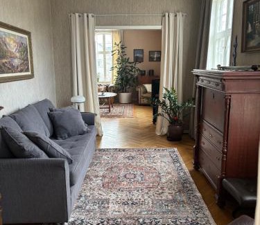 Harnosand Apartment | Lägenhet i sekelskifteshus