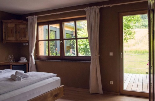 Sankt Georgen am Langsee Bed & Breakfast | Längseeblau - Winzerzimmer Weingut Georgium