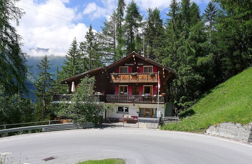 Gasenried Apartment | Lärchenheim by Interhome