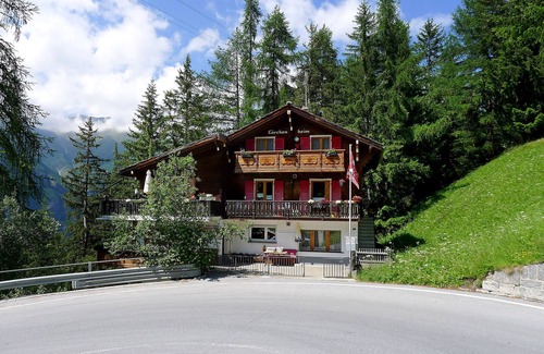 Gasenried Apartment | Lärchenheim by Interhome