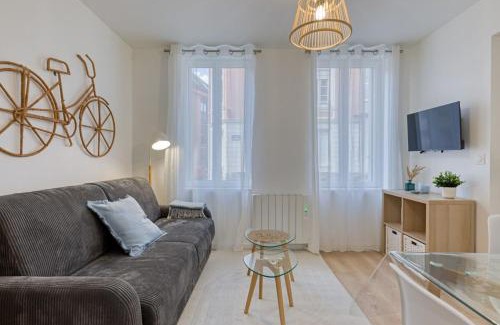 Gare-Jouvenet Apartment | Léandre studio entièrement rénové avec extérieur