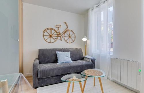 Gare-Jouvenet Apartment | Léandre studio entièrement rénové avec extérieur